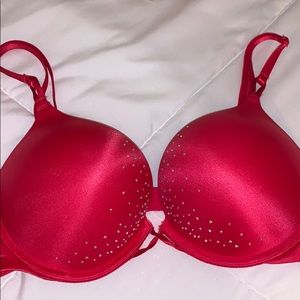 Victoria’s Secret Bombshell Bra